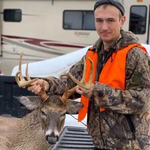 Meet your Posher, Sam austin